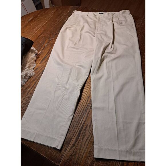 40x32 Izod Cream Color Pleated Front Cotton Casual Dress Pants Pockets Belt Loop - Picture 1 of 5